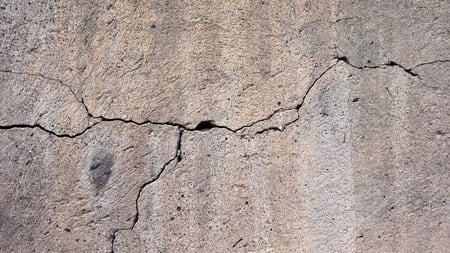hardscape problems include cracked concrete