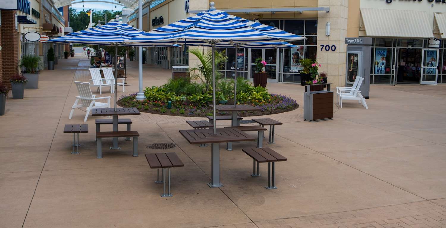 Revitalizing Retail Spaces: Landscaping Ideas to Attract More Customers